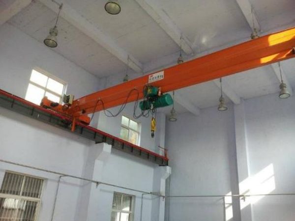 江海区吊车电话_吊车出租合同签订要注意哪些事项